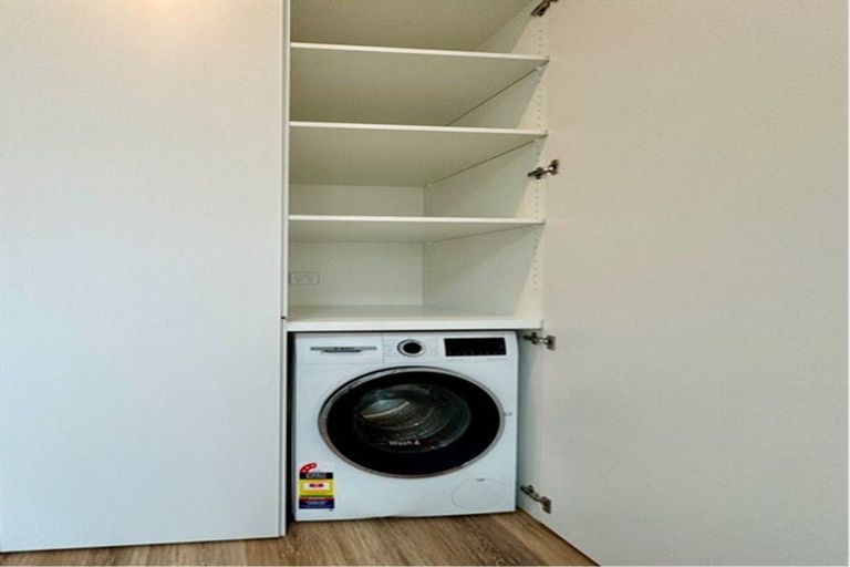 Photo of property in 11/92 Cambridge Terrace, Waterloo, Lower Hutt, 5011