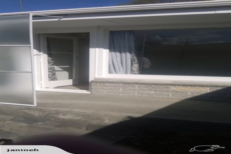 Photo of property in 4/9 Curletts Road, Sockburn, Christchurch, 8042