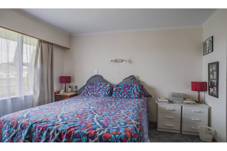 Photo of property in 28 Saint George Street, Watlington, Timaru, 7910