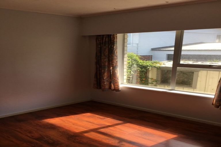 Photo of property in 1/70 Alton Avenue, Hillcrest, Auckland, 0627