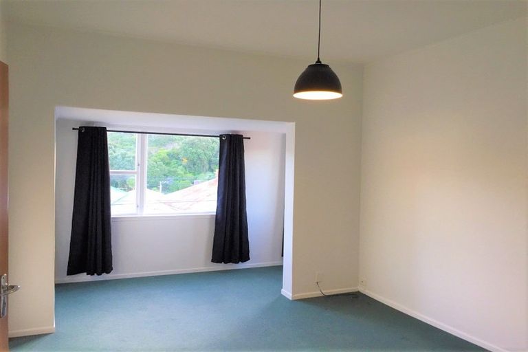 Photo of property in 2/45 Stanley Street, Berhampore, Wellington, 6023