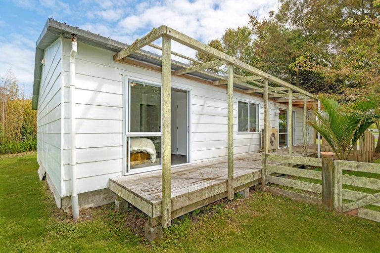 Photo of property in 79 Paraone Road, Tamarau, Gisborne, 4010