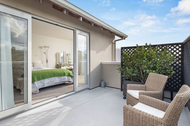 Photo of property in 215b Oceanbeach Road, Mount Maunganui, 3116