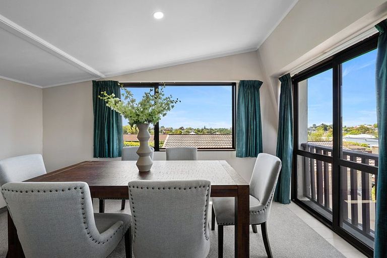 Photo of property in 8 Julian Place, Westown, New Plymouth, 4310