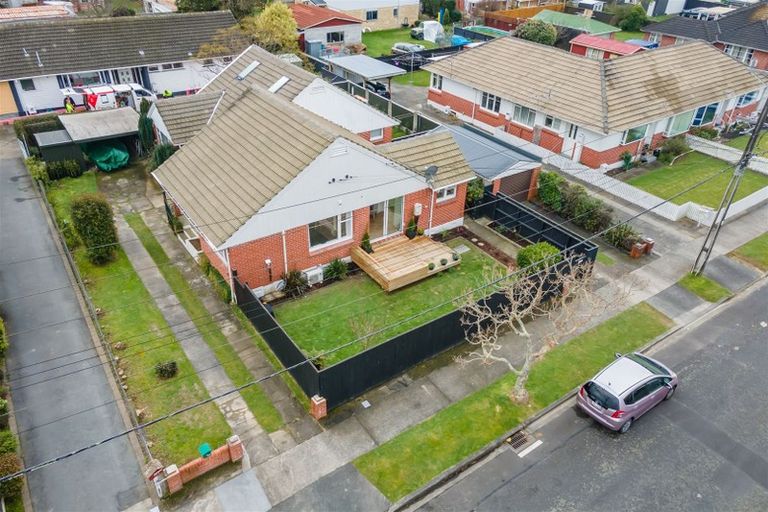 Photo of property in 2/30 Marion Street, Silverstream, Upper Hutt, 5019