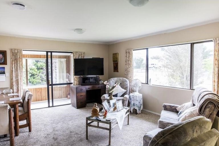 Photo of property in 15 Hilltop Road, Parkvale, Tauranga, 3112