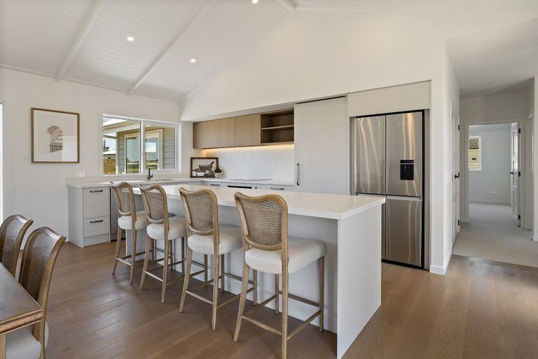 Photo of property in 156 Kupe Drive, Whitianga, 3510