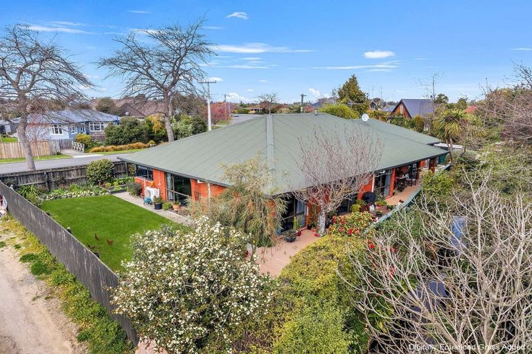 Photo of property in 39 Bank Street, Amberley, 7410