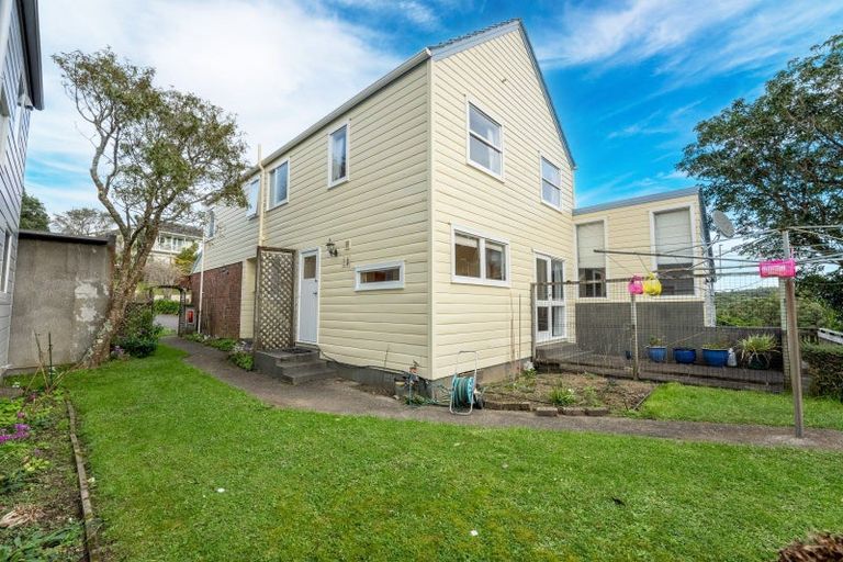 Photo of property in 14 Haast Close, Kelson, Lower Hutt, 5010