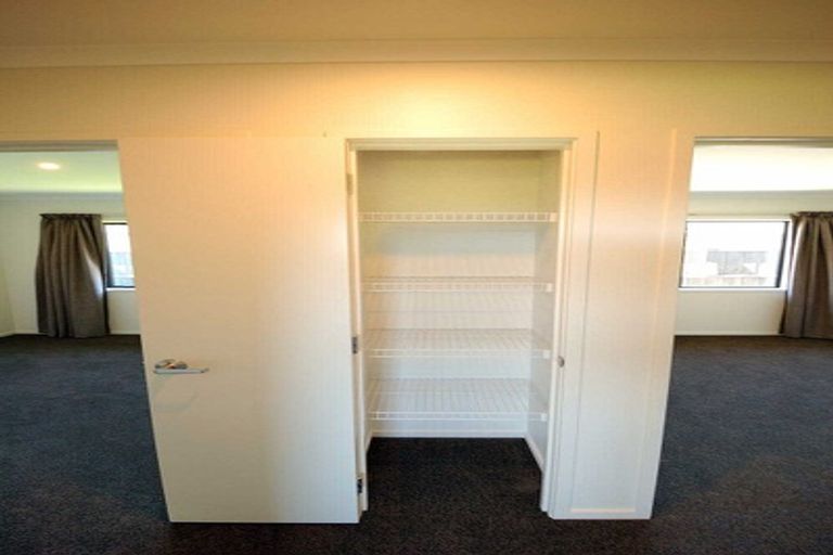 Photo of property in 33 Ragley Way, Rolleston, 7615