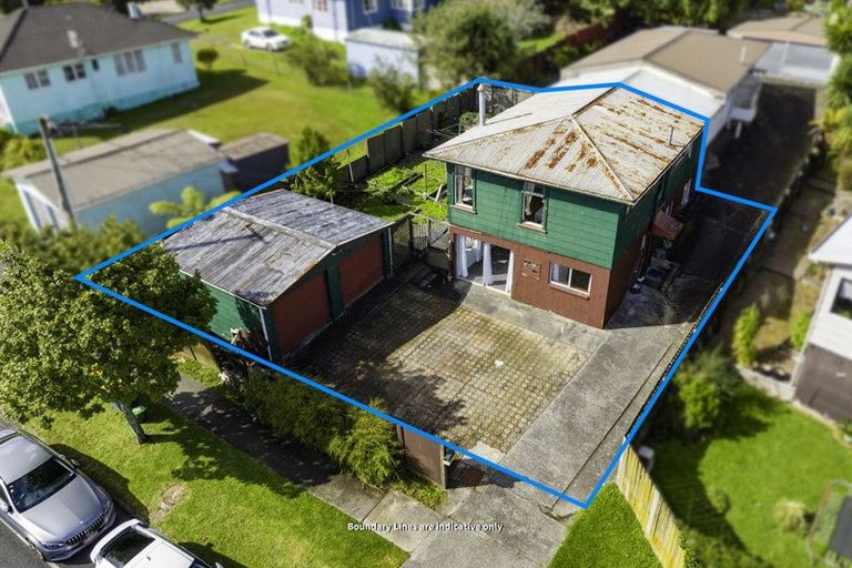 Photo of property in 1/22 Captain Scott Road, Glen Eden, Auckland, 0602