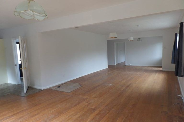 Photo of property in 371 Yaldhurst Road, Russley, Christchurch, 8042