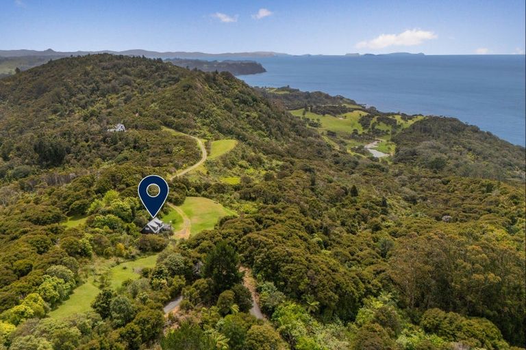 Photo of property in 556 Boat Harbour Road, Whenuakite, Whitianga, 3591
