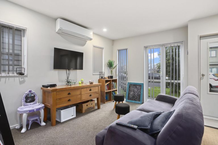 Photo of property in 41 Tribute Loop, Takanini, 2112