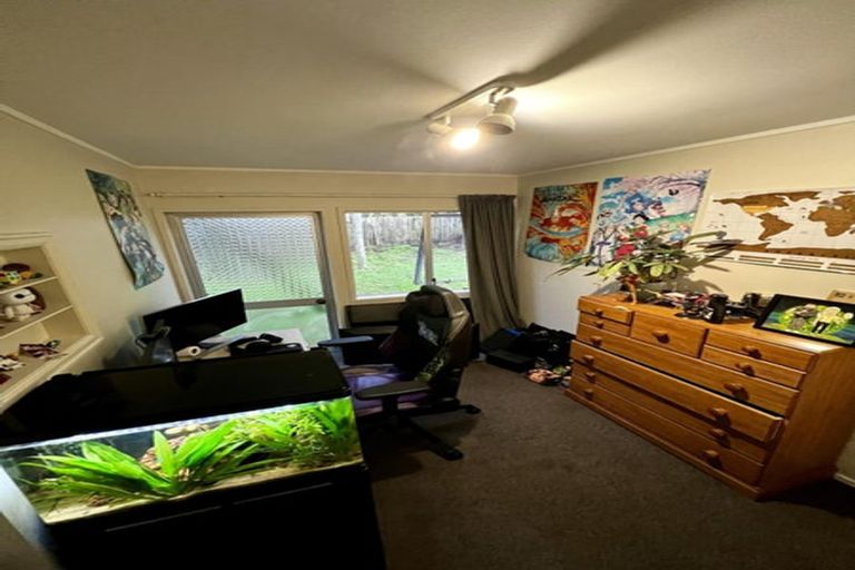 Photo of property in 7 Puketitiro Street, Glen Eden, Auckland, 0602