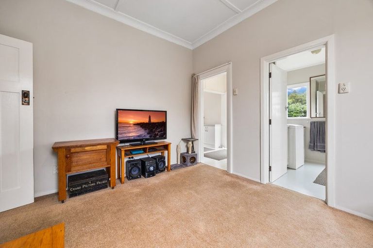 Photo of property in 43 Melbourne Street, South Dunedin, Dunedin, 9012
