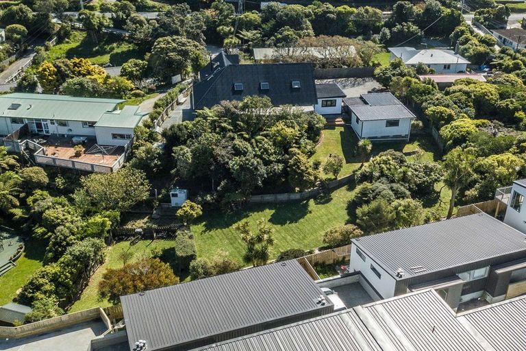 Photo of property in 81 Clifford Road, Johnsonville, Wellington, 6037