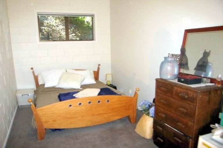 Photo of property in 77a View Road, Houghton Bay, Wellington, 6023