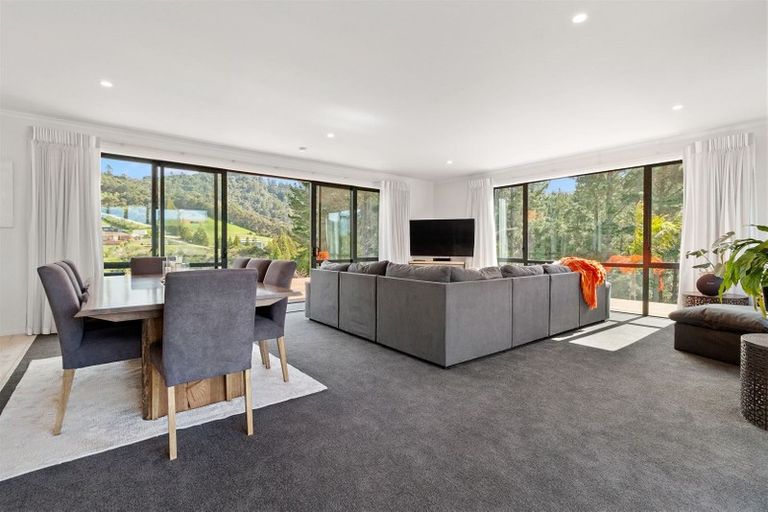 Photo of property in 44 Spikes Way, Whitianga, 3510