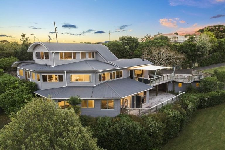 Photo of property in 43a Lonely Track Road, Fairview Heights, Auckland, 0632