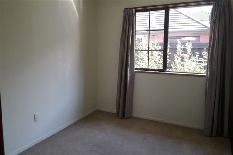 Photo of property in 2/79 Deans Avenue, Riccarton, Christchurch, 8011