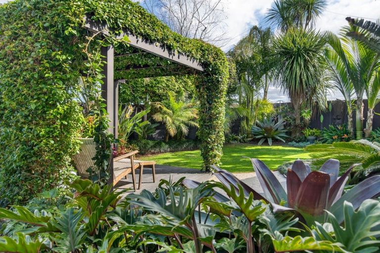 Photo of property in 6 Pemberton Crescent, Greerton, Tauranga, 3112