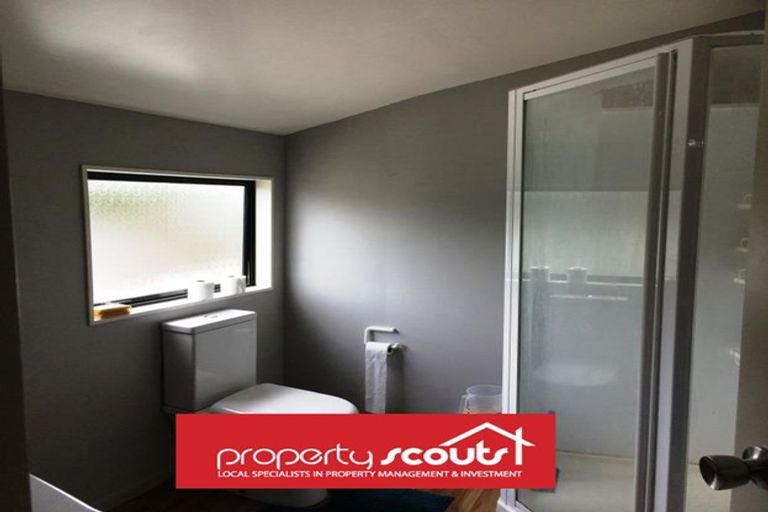 Photo of property in 25a Zefiro Drive, Massey, Auckland, 0614