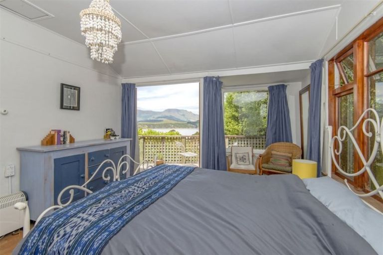 Photo of property in 1091 Dyers Pass Road, Governors Bay, Lyttelton, 8971