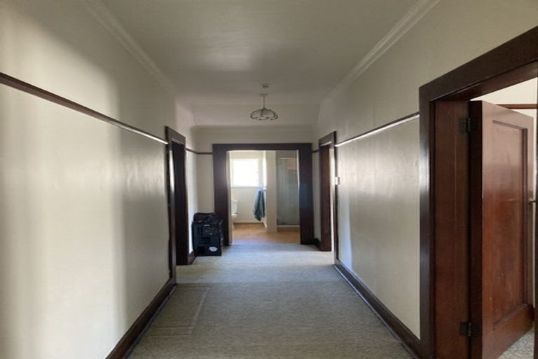 Photo of property in 132 Wallace Street, Mount Cook, Wellington, 6021