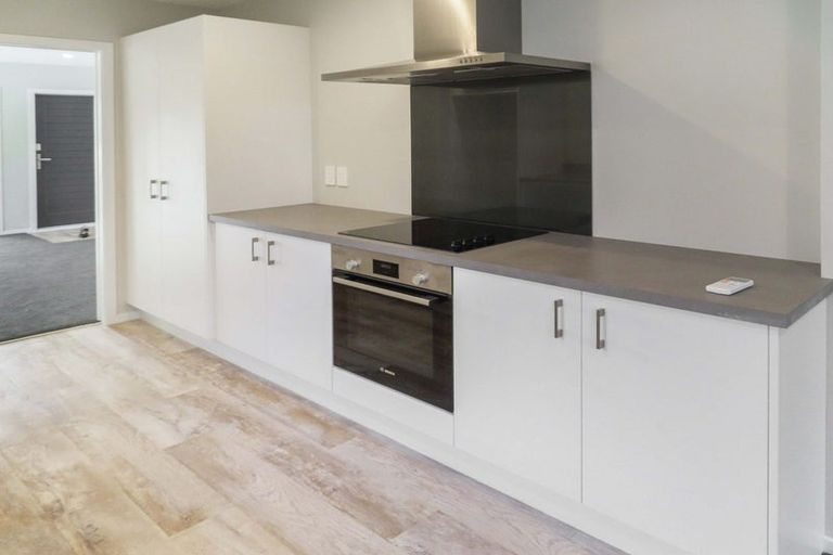 Photo of property in 1b Whiteman Grove, Taita, Lower Hutt, 5011