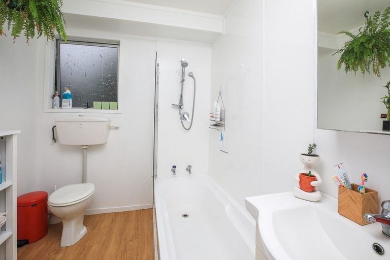 Photo of property in 15 Exeter Street, Glenview, Hamilton, 3206