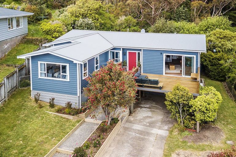 Photo of property in 13 De Castro Place, Titahi Bay, Porirua, 5022