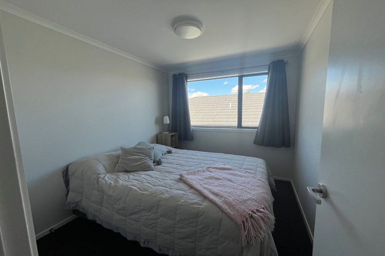 Photo of property in 3 Weka Close, Red Beach, 0932