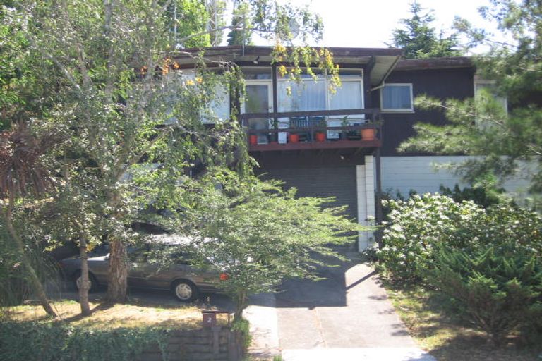 Photo of property in 4/2 Bentley Avenue, Glenfield, Auckland, 0629