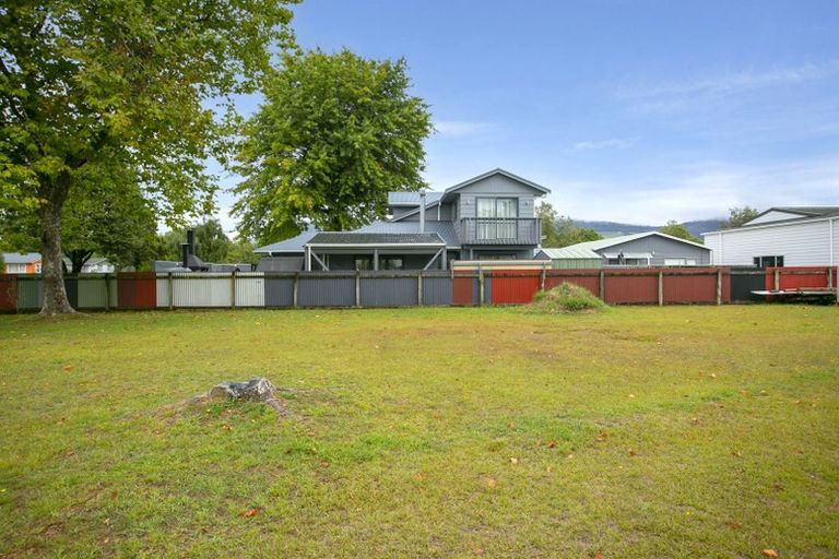 Photo of property in 1 Te Reiti Tamara Grove, Turangi, 3334