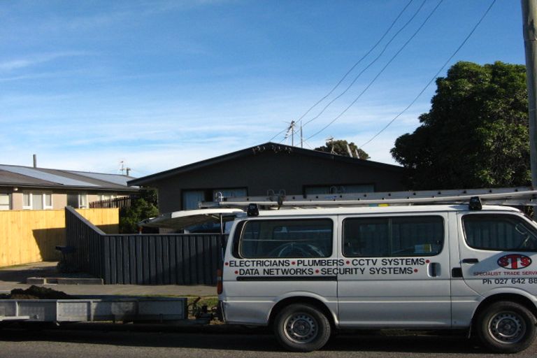 Photo of property in 344 Marine Parade, New Brighton, Christchurch, 8061