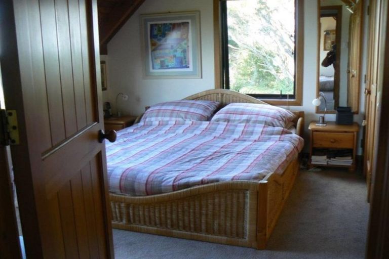 Photo of property in 5 Pine Tree Lane, Russell, 0272