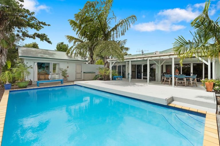 Photo of property in 212 Pukeatua Road, Maungatapere, Whangarei, 0179