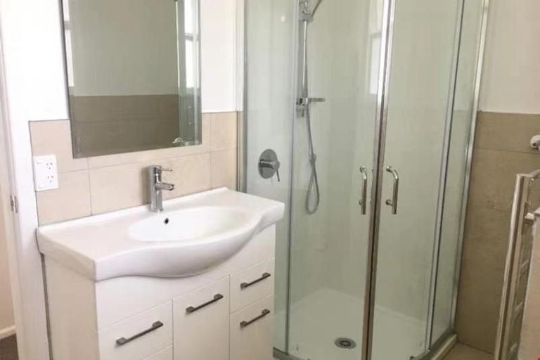 Photo of property in 51 Patons Road, Howick, Auckland, 2014