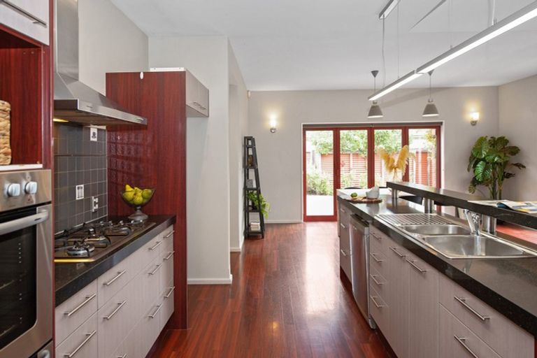 Photo of property in 86 Milns Road, Halswell, Christchurch, 8025