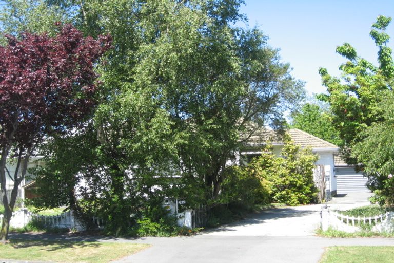 Photo of property in 37 Chedworth Avenue, Bishopdale, Christchurch, 8053