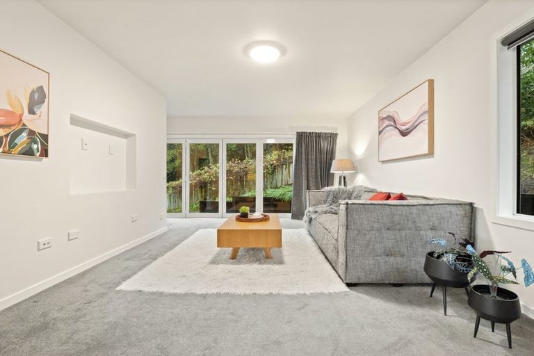 Photo of property in 1a Portland Place, Shiel Hill, Dunedin, 9013