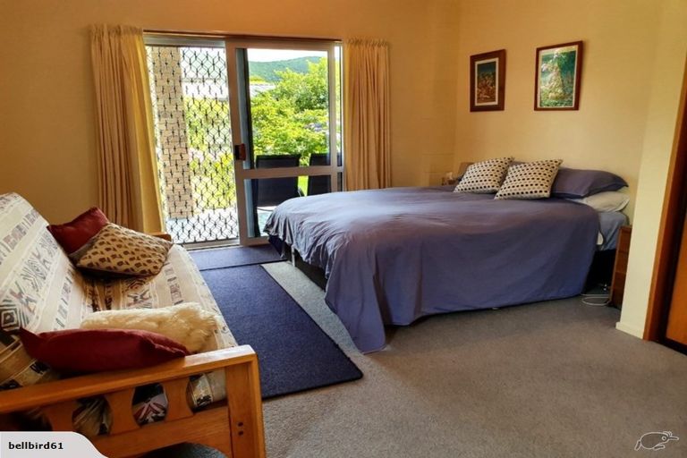 Photo of property in 12 Matai Place, Waikawa, Picton, 7220