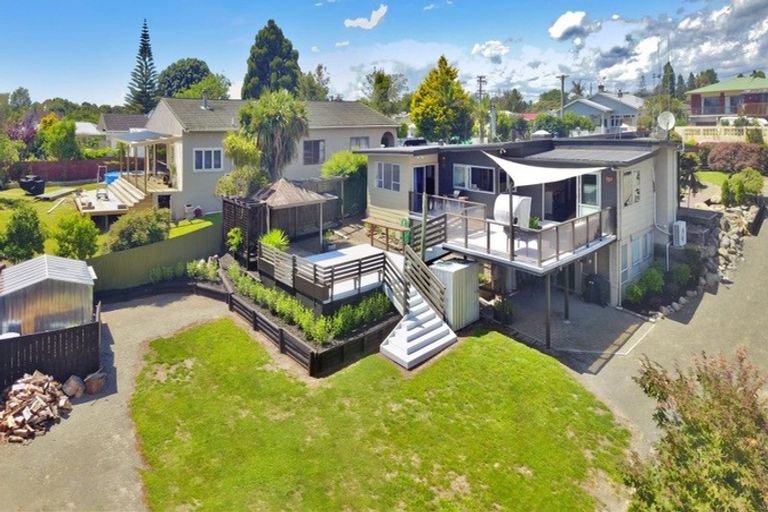 Photo of property in 4 Herbert Street, Te Puke, 3119