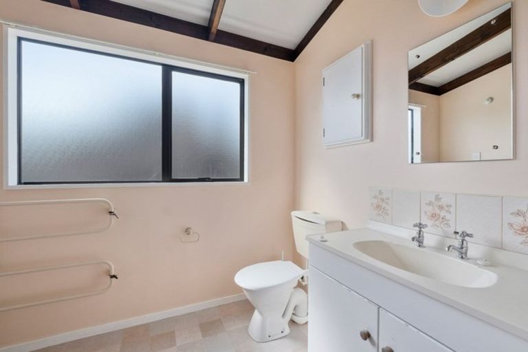 Photo of property in 108 Hunter Crescent, Wanaka, 9305