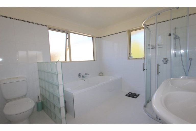 Photo of property in 20 Magnolia Drive, Springlands, Blenheim, 7201