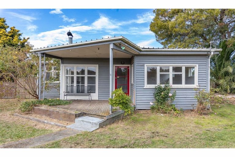 Photo of property in 29 Stalkers Road, Woodend Beach, Woodend, 7691