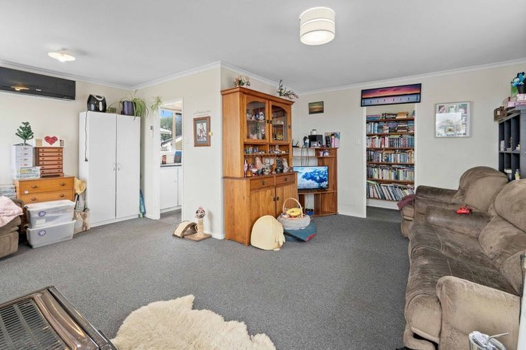 Photo of property in 54 Lauder Crescent, Heidelberg, Invercargill, 9812