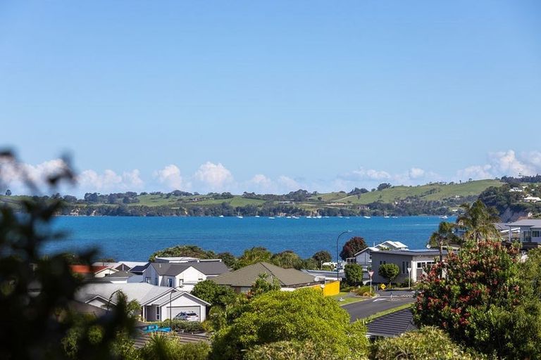 Photo of property in 32 Arabella Lane, Snells Beach, 0920