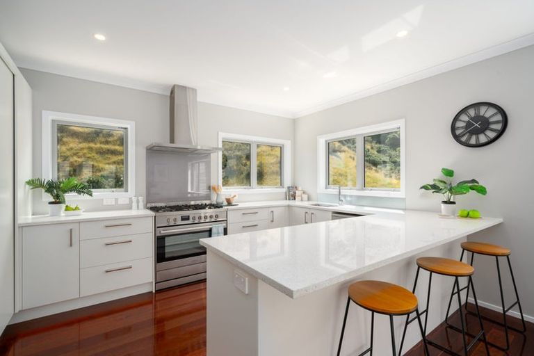 Photo of property in 34 Cheetwood Street, Churton Park, Wellington, 6037